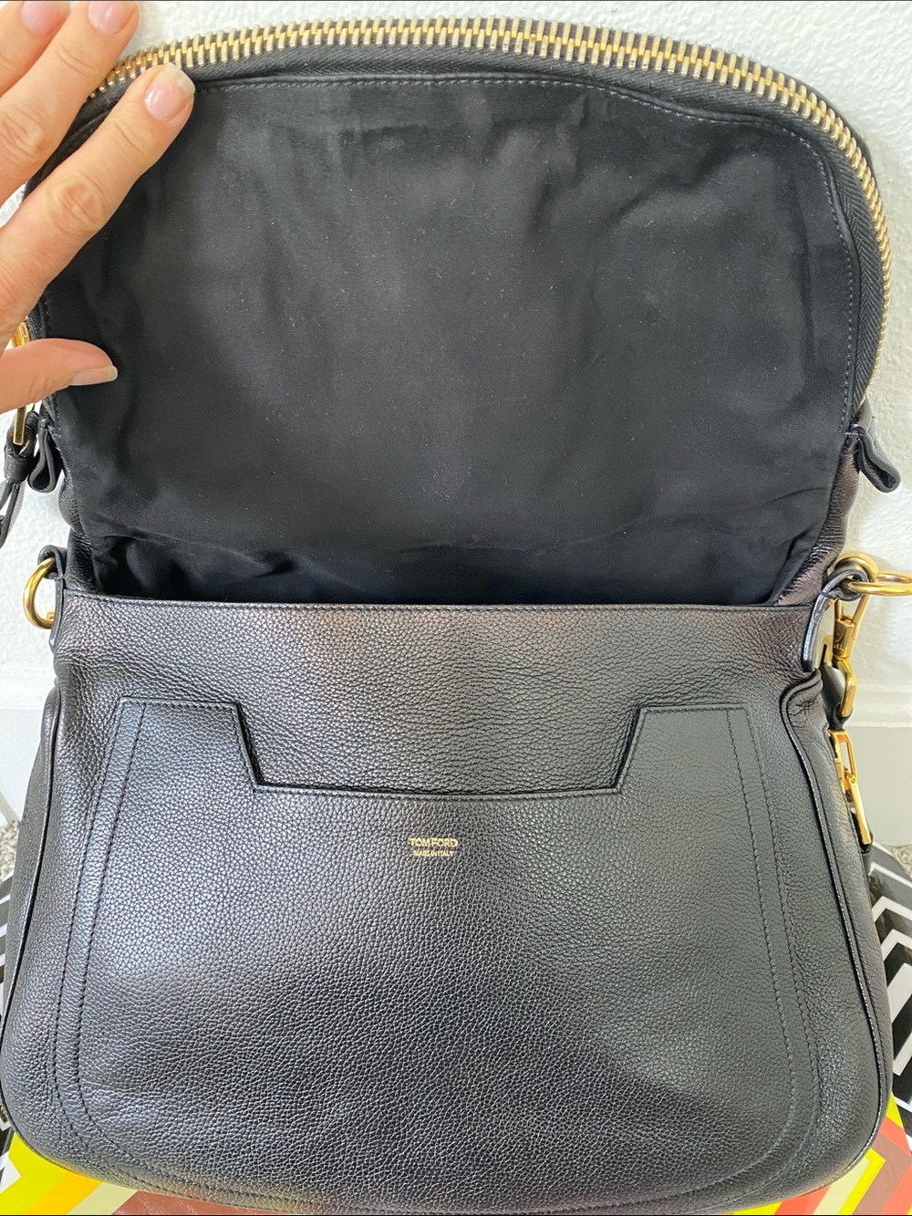 Tom Ford Large Jennifer Black Leather Shoulder Bag with Gold Hardware - Picture 7 of 12